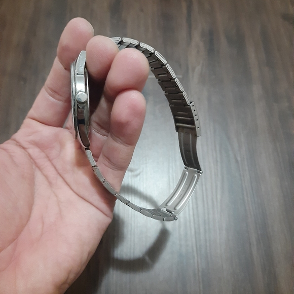 Casio watch - Picture 3 of 3